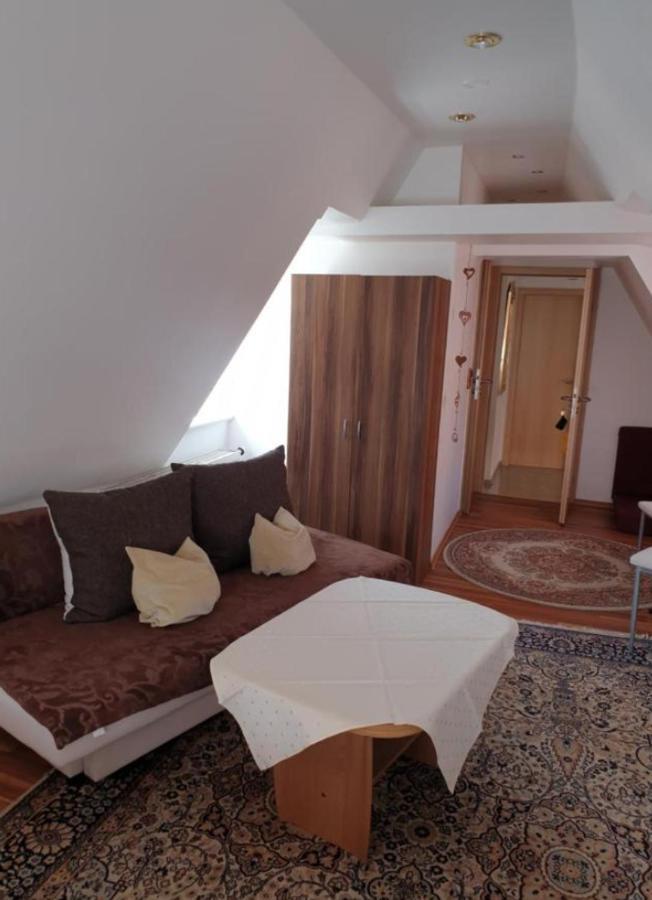 Pension Birgit Rothenburg ob der Tauber Exterior photo
